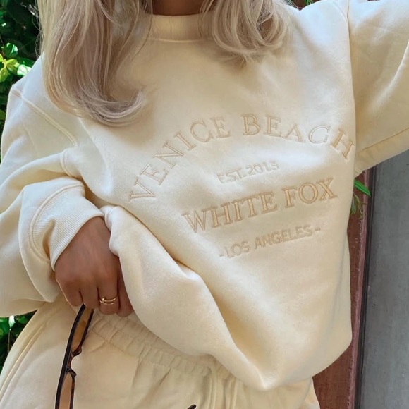 White Fox Boutique Tops - White Fox Best of Both Oversized Sweater in Butter Size M